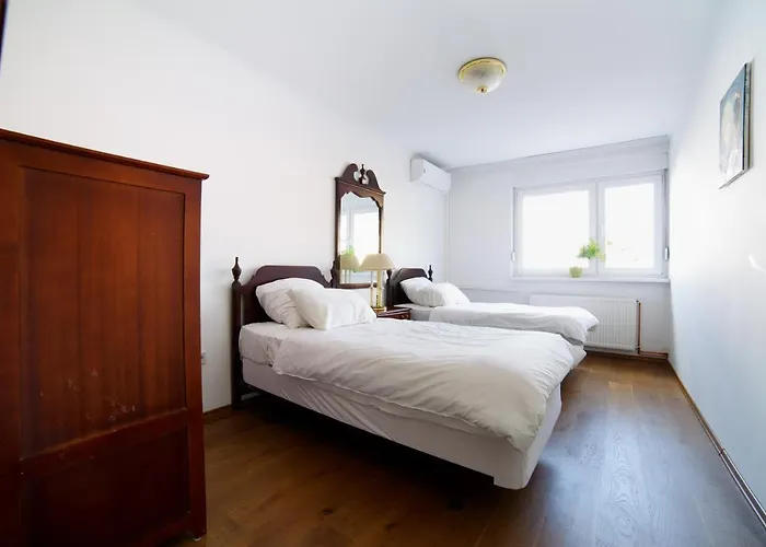 Old Town Scharajevo - Free Parking *